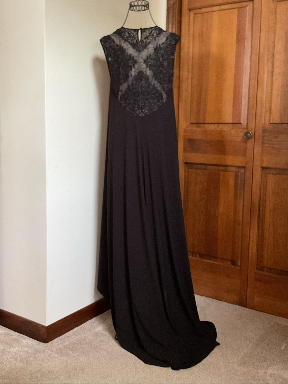 BCBG Maxazria Dress, Medium, Black - Picture 4 of 10